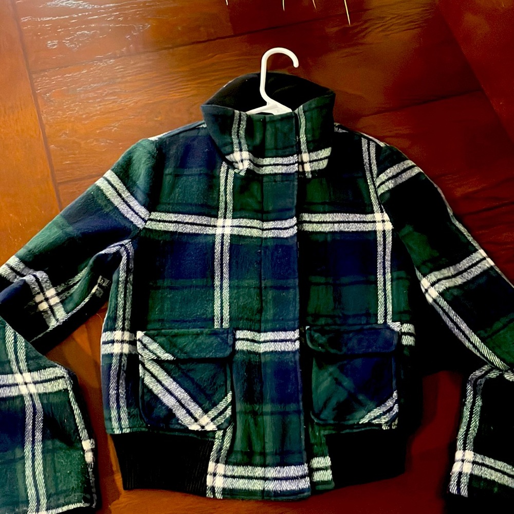 Beautiful jacket to look great winter